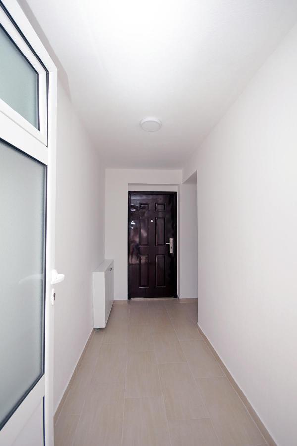 Apartments Residence Dj Petrovac Ngoại thất bức ảnh