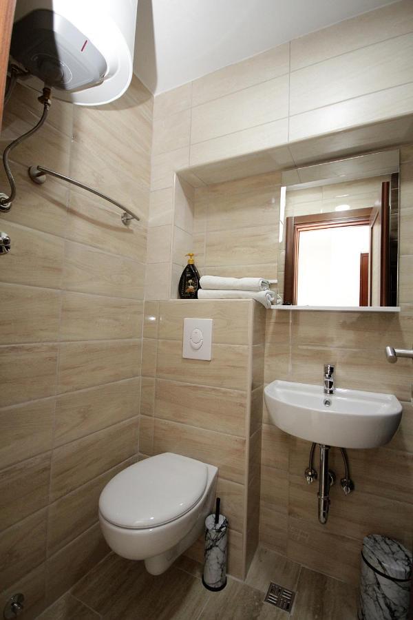 Apartments Residence Dj Petrovac Ngoại thất bức ảnh