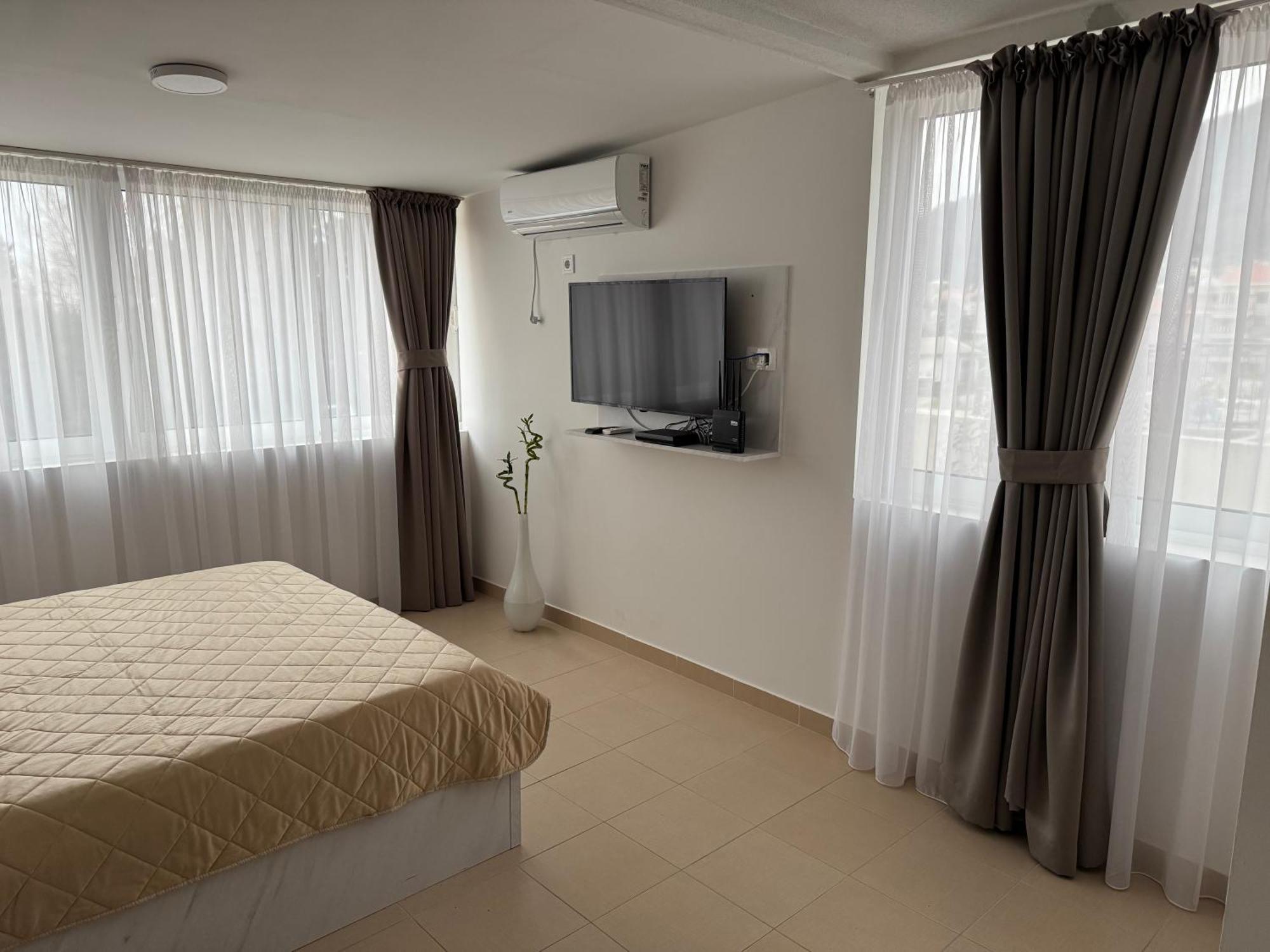 Apartments Residence Dj Petrovac Ngoại thất bức ảnh